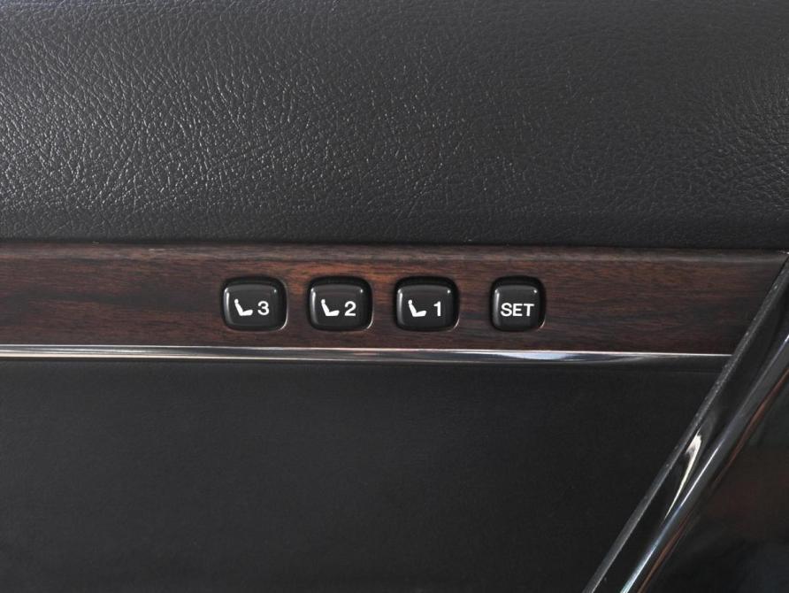 Toyota Land Cruiser 200 Series Рестайлинг 2 Ростов-на-Дону  - изображение 23