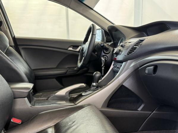Honda Accord VIII с пробегом 2008 года, цена 950 000 рублей, 336366 км, седан, Автокод Объявления