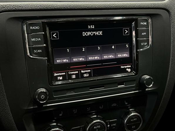 Volkswagen Jetta VI с пробегом 2012 года, цена 1 150 000 рублей, 112809 км, седан, Автокод Объявления