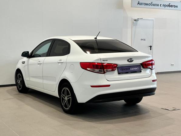 Kia Rio III Рестайлинг с пробегом 2016 года, цена 1 100 000 рублей, 151620 км, седан, Автокод Объявления