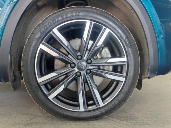 Geely Monjaro I с пробегом 2023 года, цена 3 175 000 рублей, 35285 км, внедорожник, Автокод Объявления