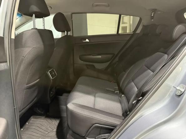 Kia Sportage IV Рестайлинг с пробегом 2021 года, цена 2 372 000 рублей, 106900 км, внедорожник, Автокод Объявления