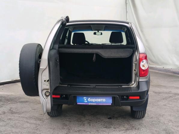 Chevrolet Niva I Рестайлинг с пробегом 2018 года, цена 750 000 рублей, 95453 км, внедорожник, Автокод Объявления