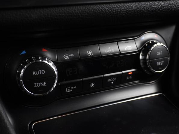 Mercedes-Benz GLA I (X156) Рестайлинг с пробегом 2017 года, цена 2 264 000 рублей, 130496 км, внедорожник, Автокод Объявления