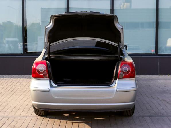 Toyota Avensis II Рестайлинг с пробегом 2007 года, цена 865 000 рублей, 175582 км, седан, Автокод Объявления