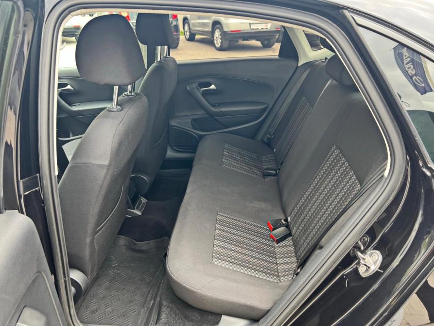 Volkswagen Polo V Рестайлинг Стерлитамак  - изображение 13