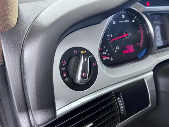 Audi A6 III (C6) Рестайлинг с пробегом 2010 года, цена 1 197 000 рублей, 322625 км, седан, Автокод Объявления