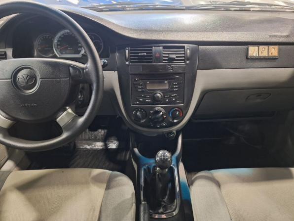 Daewoo Gentra II с пробегом 2015 года, цена 375 000 рублей, 272402 км, седан, Автокод Объявления