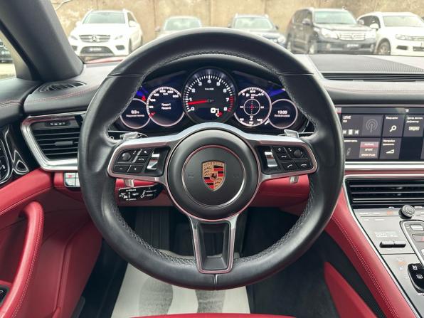 Porsche Panamera II с пробегом 2018 года, цена 5 350 000 рублей, 124459 км, лифтбек, Автокод Объявления