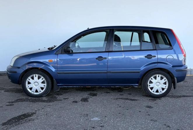 Ford Fusion I Рестайлинг с пробегом 2005 года, цена 335 000 рублей, 200014 км, хэтчбек, Автокод Объявления