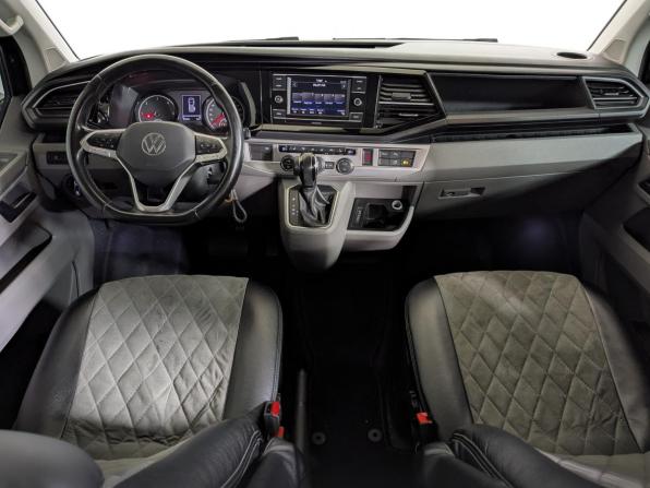 Volkswagen Caravelle T6 Рестайлинг с пробегом 2020 года, цена 4 499 000 рублей, 135000 км, минивэн, Автокод Объявления