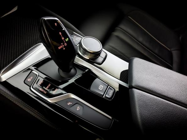 BMW 5 серии VII (G30/G31/G38) с пробегом 2018 года, цена 4 795 000 рублей, 104100 км, седан, Автокод Объявления