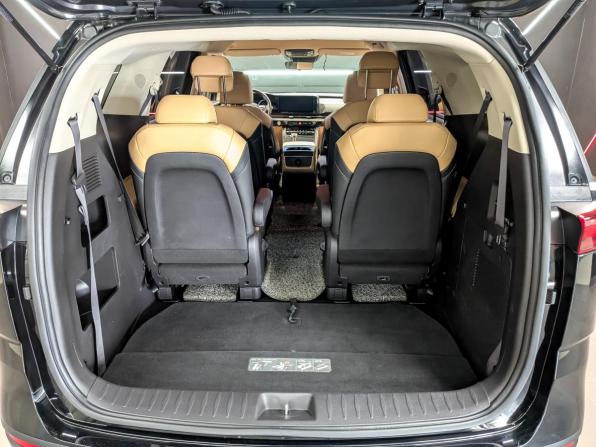 Kia Carnival IV с пробегом 2021 года, цена 3 690 000 рублей, 98936 км, минивэн, Автокод Объявления