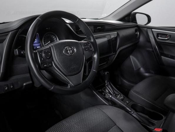 Toyota Corolla XI (E160 E170 E180) Рестайлинг 1 с пробегом 2017 года, цена 1 780 000 рублей, 89792 км, седан, Автокод Объявления