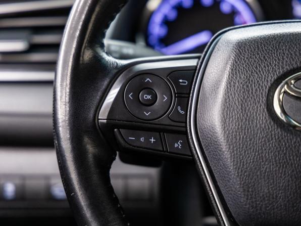 Toyota Camry VIII (XV70) с пробегом 2019 года, цена 2 298 000 рублей, 105256 км, седан, Автокод Объявления