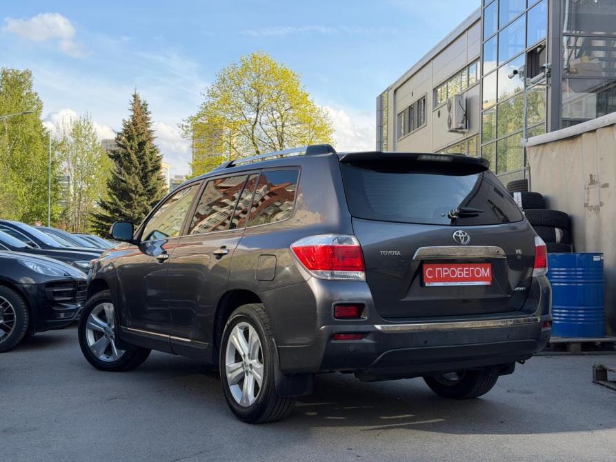 Toyota Highlander II (XU40) Рестайлинг Санкт-Петербург  - изображение 6