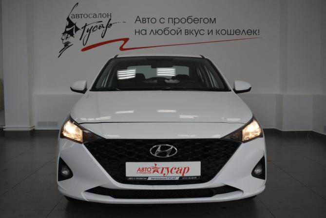 Hyundai Solaris II Рестайлинг с пробегом 2021 года, цена 1 698 000 рублей, 50000 км, седан, Автокод Объявления