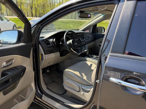 Kia Carnival III с пробегом 2019 года, цена 2 950 000 рублей, 77550 км, минивэн, Автокод Объявления