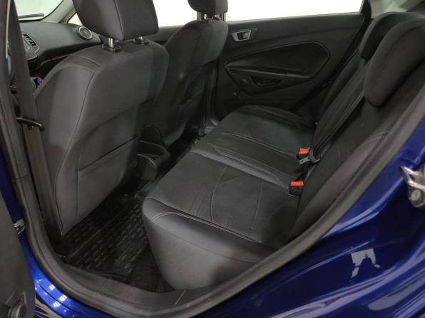 Ford Fiesta Mk6 Рестайлинг с пробегом 2016 года, цена 980 000 рублей, 45528 км, хэтчбек, Автокод Объявления
