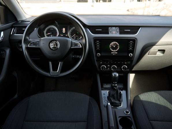 Skoda Octavia III (A7) Рестайлинг с пробегом 2018 года, цена 1 898 000 рублей, 137538 км, лифтбек, Автокод Объявления