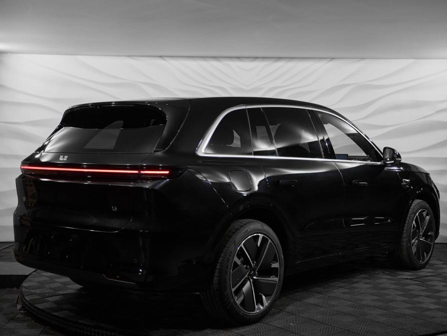 Li Auto (Lixiang) L6 Москва  - изображение 5