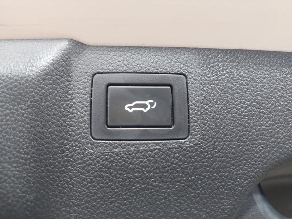 Hyundai Santa Fe III Рестайлинг с пробегом 2017 года, цена 2 440 000 рублей, 124000 км, внедорожник, Автокод Объявления