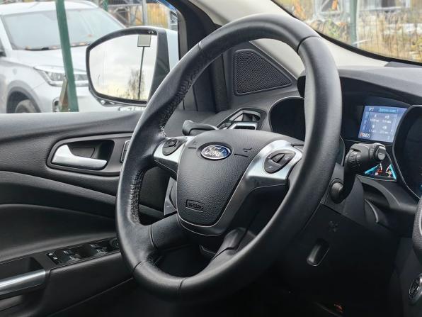 Ford Kuga II с пробегом 2016 года, цена 1 669 000 рублей, 72274 км, внедорожник, Автокод Объявления