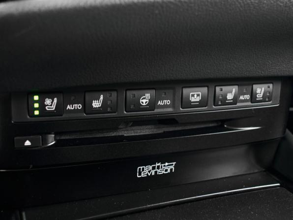 Lexus ES VII с пробегом 2021 года, цена 3 790 000 рублей, 68951 км, седан, Автокод Объявления