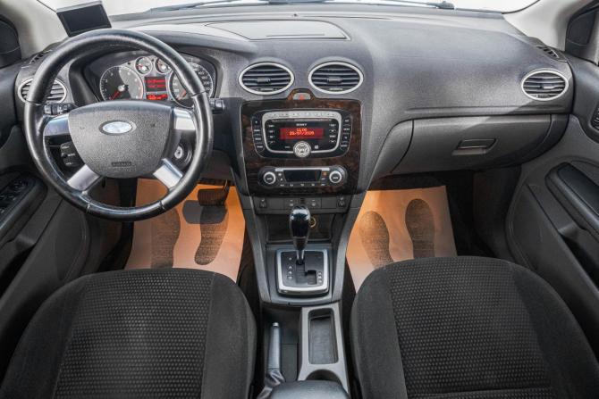 Ford Focus II Рестайлинг с пробегом 2008 года, цена 629 000 рублей, 286500 км, седан, Автокод Объявления