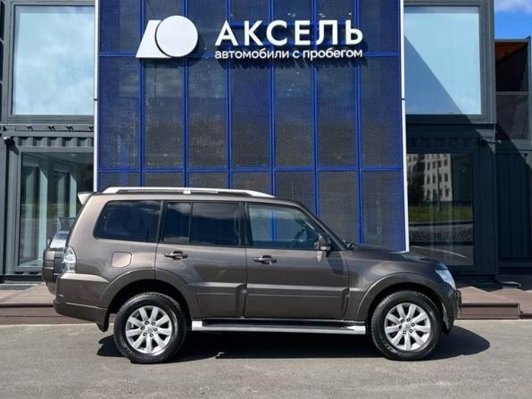Mitsubishi Pajero IV с пробегом 2010 года, цена 1 799 000 рублей, 239000 км, внедорожник, Автокод Объявления