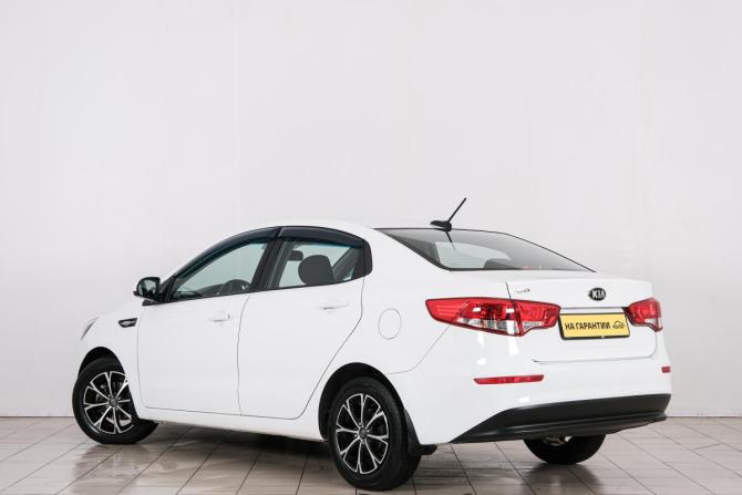 Kia Rio III Рестайлинг с пробегом 2017 года, цена 1 199 000 рублей, 88400 км, седан, Автокод Объявления