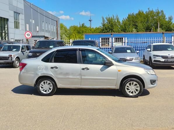 Lada (ВАЗ) Granta I с пробегом 2016 года, цена 300 000 рублей, 242604 км, седан, Автокод Объявления