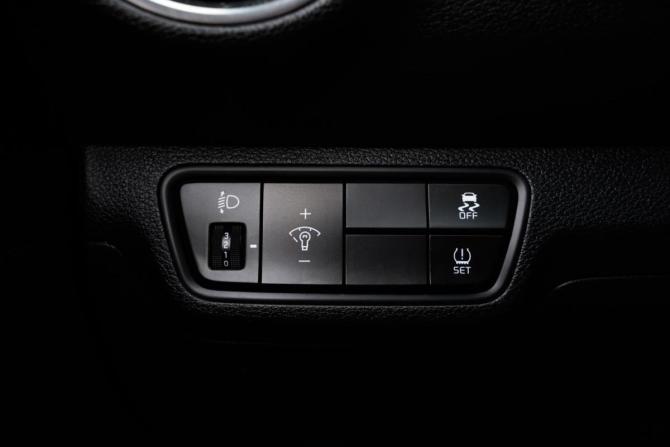 Kia Cerato IV Рестайлинг с пробегом 2021 года, цена 2 079 000 рублей, 81981 км, седан, Автокод Объявления