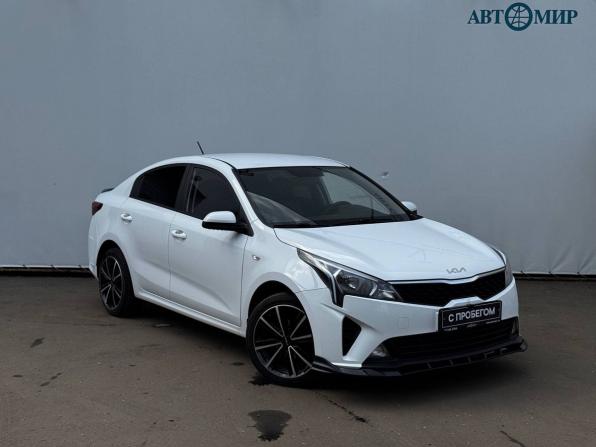 Kia Rio IV Рестайлинг с пробегом 2021 года, цена 1 858 000 рублей, 40358 км, седан, Автокод Объявления