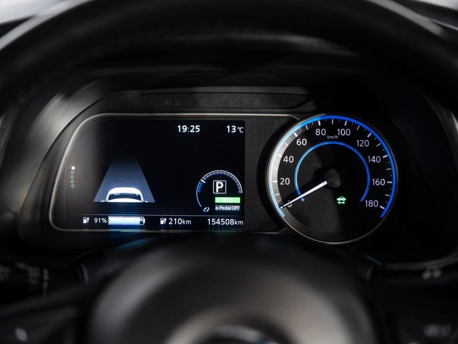 Nissan Leaf II (ZE1) Иркутск  - изображение 10
