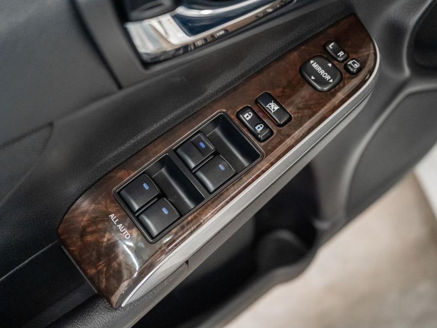 Toyota Camry VII (XV50) Рестайлинг Красноярск  - изображение 17