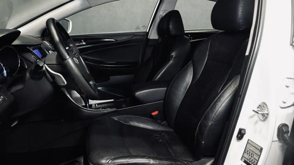 Hyundai Sonata VI (YF) Смоленск  - изображение 18