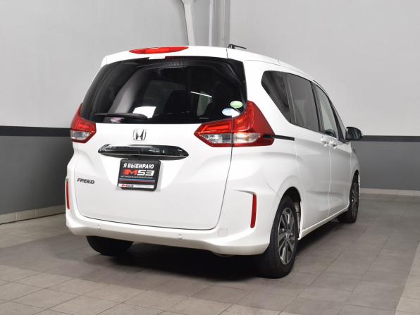 Honda Freed II Рестайлинг с пробегом 2020 года, цена 1 699 995 рублей, 82305 км, компактвэн, Автокод Объявления