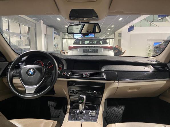 BMW 7 серии V (F01/F02/F04) с пробегом 2009 года, цена 1 500 000 рублей, 323314 км, седан, Автокод Объявления