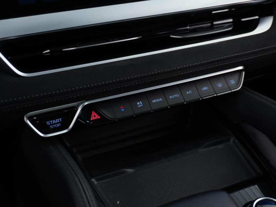 Geely Monjaro I Москва  - изображение 17