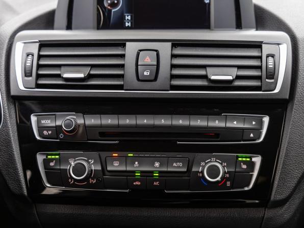 BMW 1 серии II (F20/F21) Рестайлинг 2 с пробегом 2017 года, цена 1 798 000 рублей, 92697 км, хэтчбек, Автокод Объявления