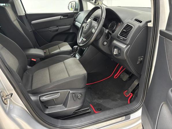 Volkswagen Sharan II с пробегом 2011 года, цена 1 420 000 рублей, 71910 км, минивэн, Автокод Объявления