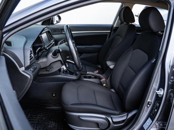 Hyundai Elantra VI (AD) Рестайлинг с пробегом 2019 года, цена 1 670 000 рублей, 132161 км, седан, Автокод Объявления