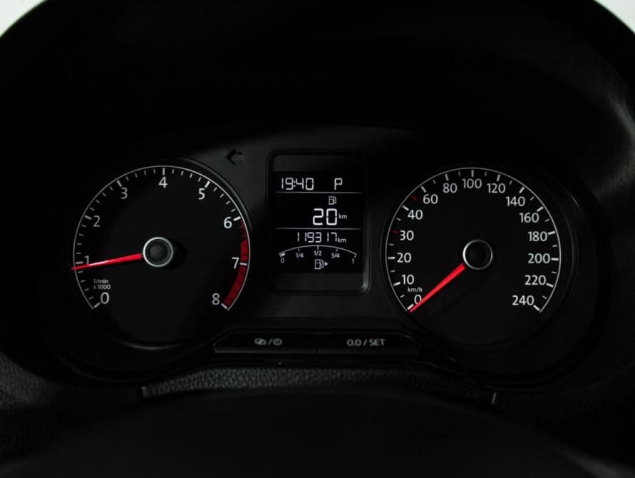 Volkswagen Polo V Рестайлинг Санкт-Петербург  - изображение 12