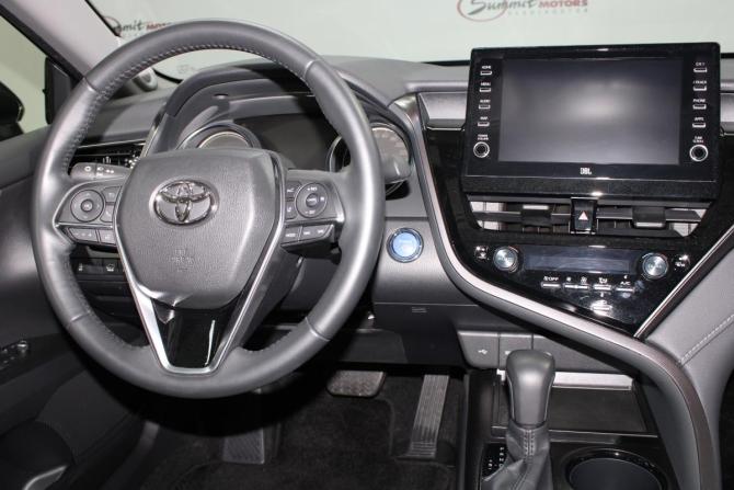 Toyota Camry VIII (XV70) Рестайлинг с пробегом 2022 года, цена 4 000 000 рублей, 5126 км, седан, Автокод Объявления