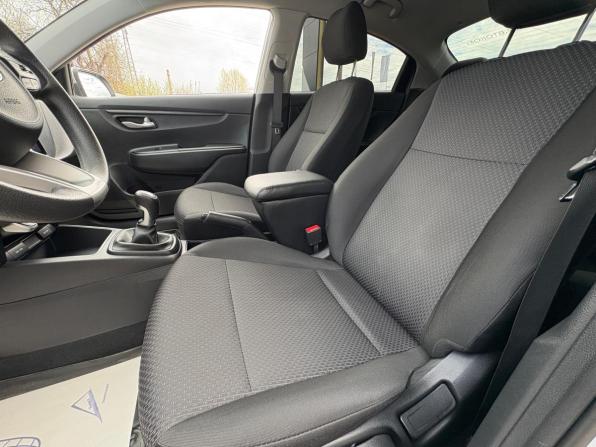 Kia Rio IV Рестайлинг с пробегом 2021 года, цена 1 540 000 рублей, 65048 км, седан, Автокод Объявления