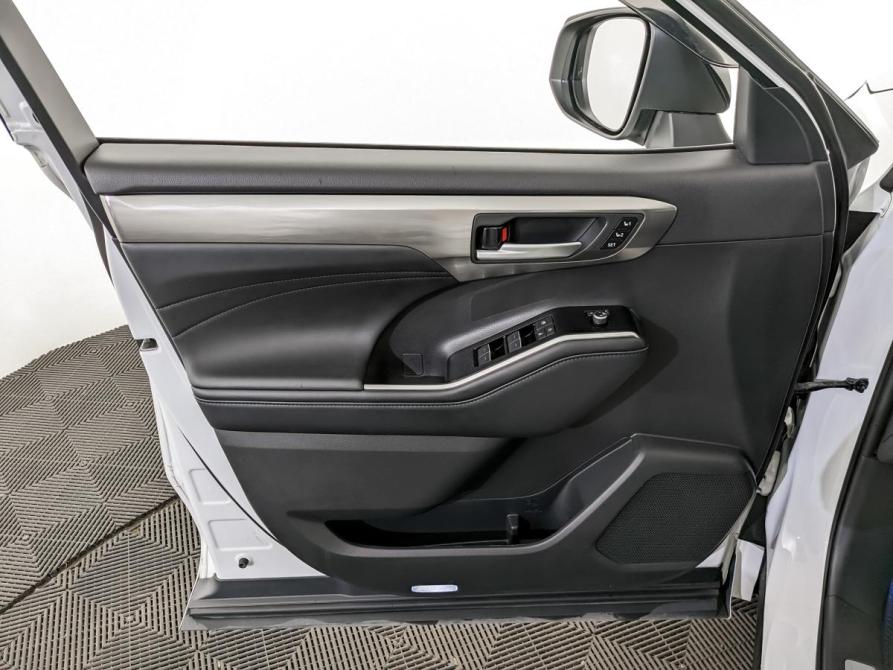 Toyota Highlander IV (XU70) Москва  - изображение 22