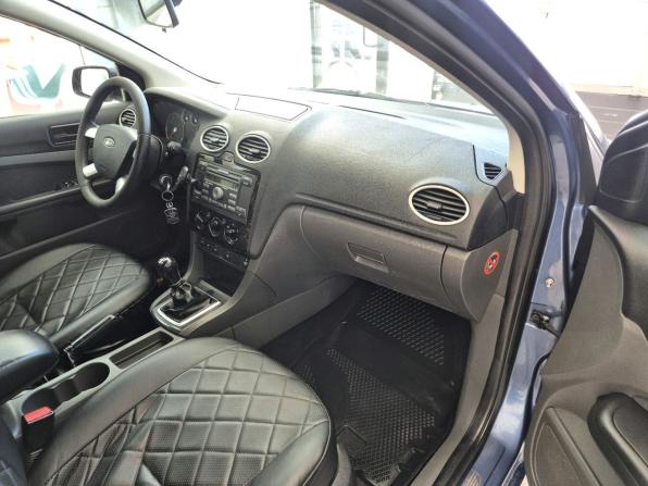 Ford Focus II с пробегом 2006 года, цена 279 000 рублей, 275334 км, хэтчбек, Автокод Объявления