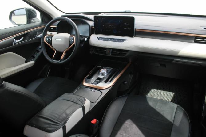 Haval Jolion I с пробегом 2023 года, цена 1 780 000 рублей, 127000 км, внедорожник, Автокод Объявления