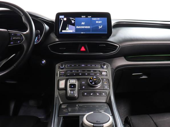 Hyundai Santa Fe IV Рестайлинг с пробегом 2022 года, цена 4 345 000 рублей, 28000 км, внедорожник, Автокод Объявления